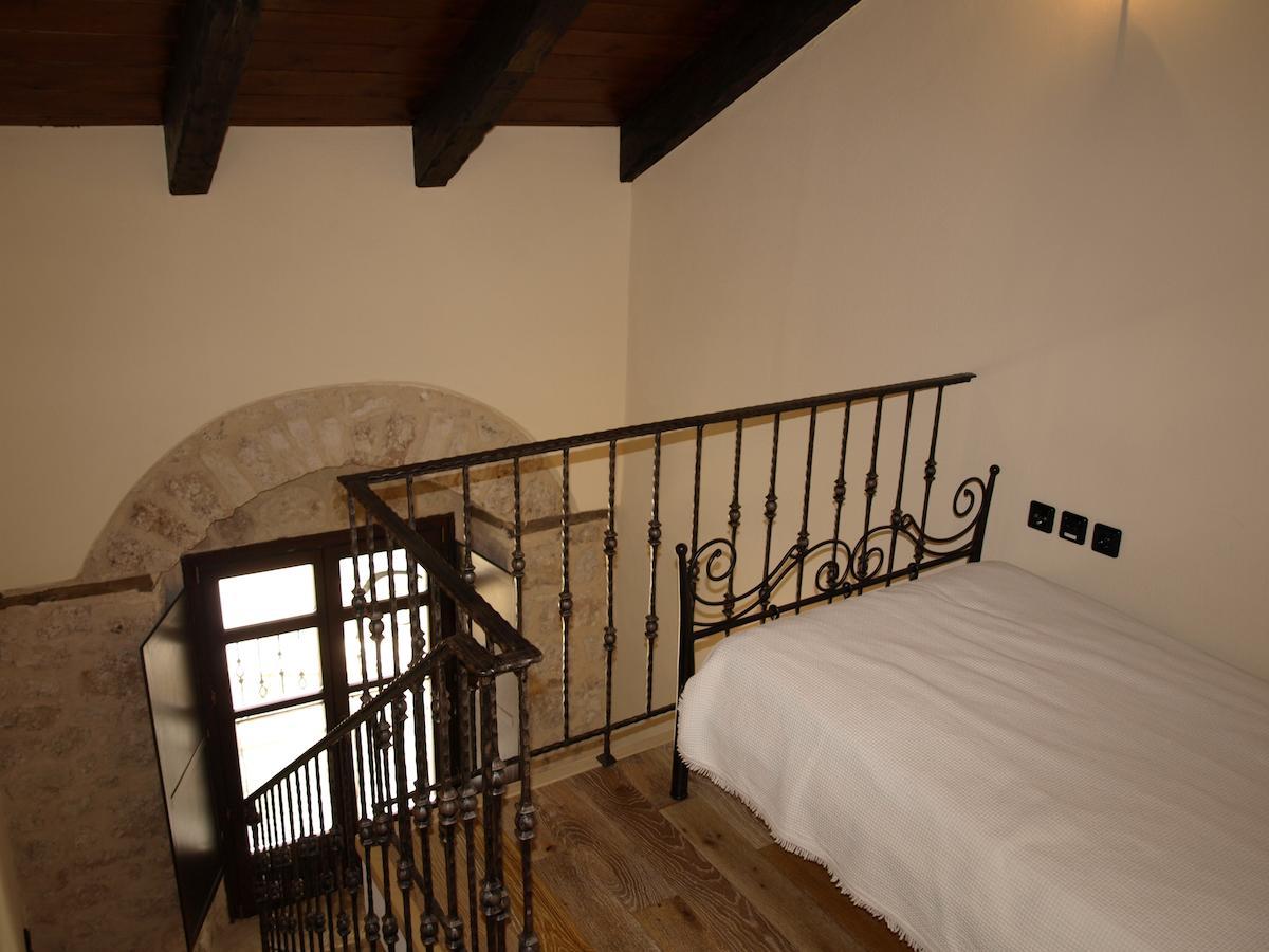 Αρχοντικό Ρίγγα 1872 - Arhontiko Riga 1872 Hotell Paramythia Rom bilde